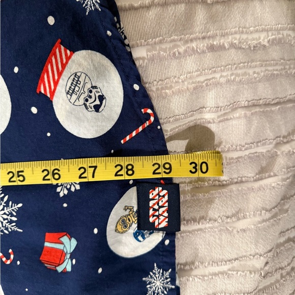 Disney Star Wars Snow-globe Christmas Short Sleeve Button Up Shirt - Picture 10 of 12